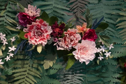 Unfading Flowers, Colossal