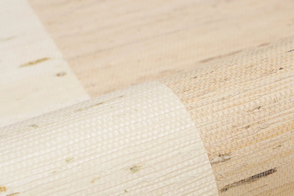 Bark Rind wallcovering, shown in TAK-FA01-01, TAK-FA01-02