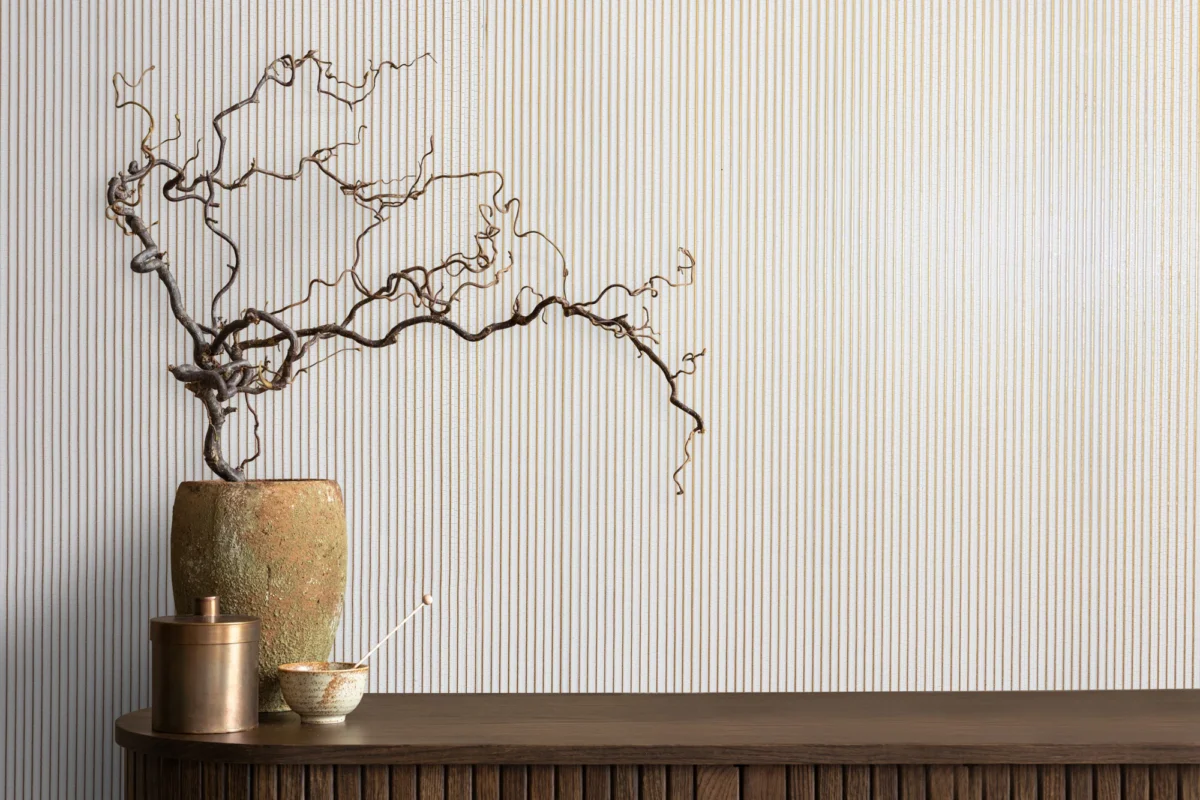 Column by Column wallcovering, shown in KS-HP05-07