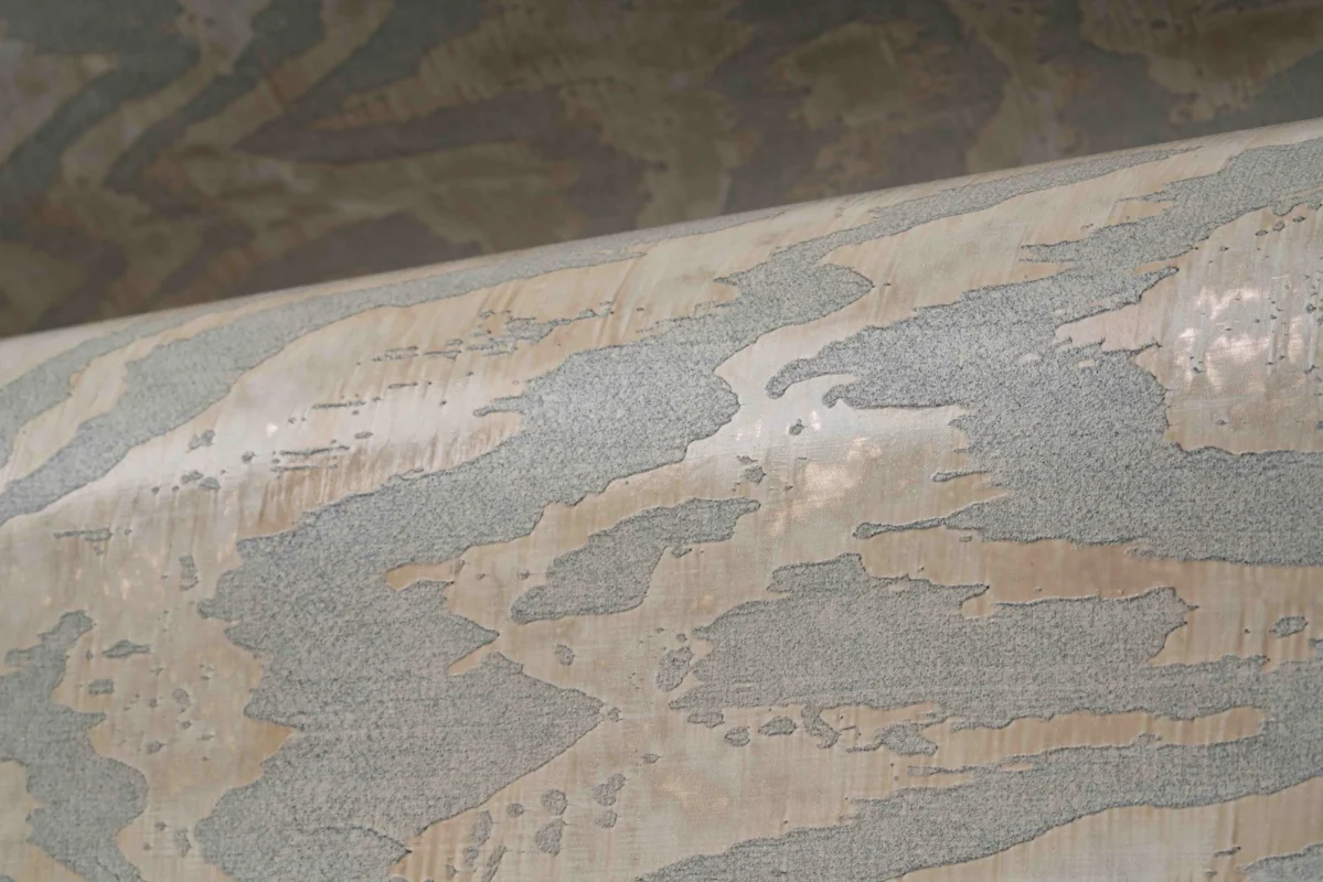 Forged Silk wallcovering, shown in KS-HP04-02