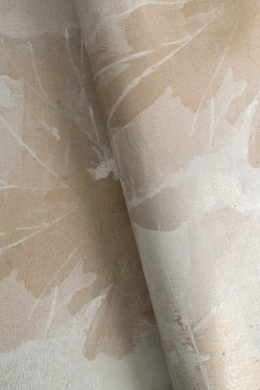 Lucent Bloom wallcovering, shown in KS-KP02-01