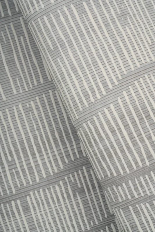 Sculpted Grain wallcovering, shown in KS-HP03-04