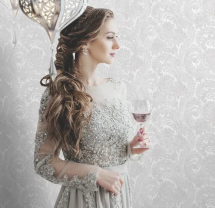 White Embossed Wallpaper – Timeless Elegance (4710-1)