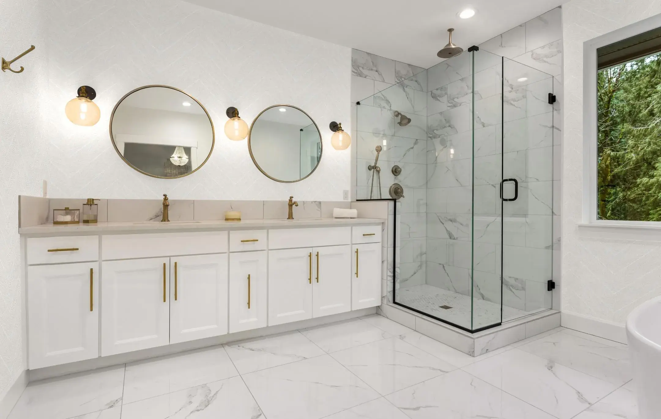 White Embossed Wallpaper – Geometric Shimmer (1204-1)