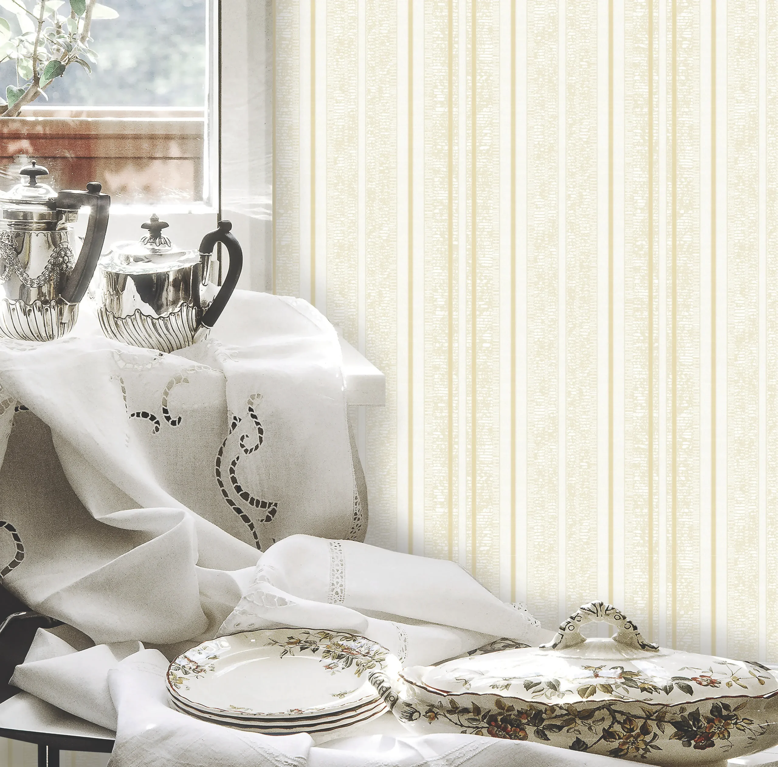 Beige Embossed Wallpaper – Gold Stripes (1208-1)